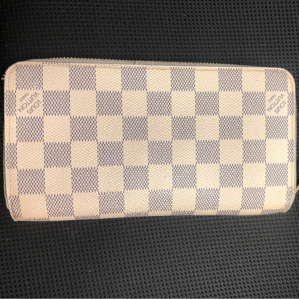 Louis Vuitton Wallet